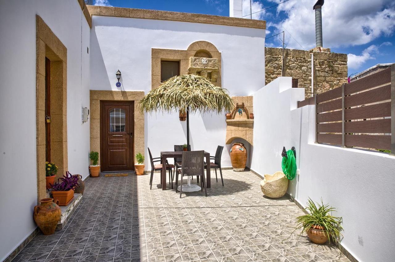 Stone Arch Villa Malona Village Luaran gambar